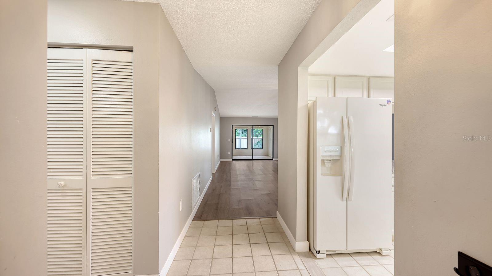 4633 Oak Hill Dr #13 Property Photo 5