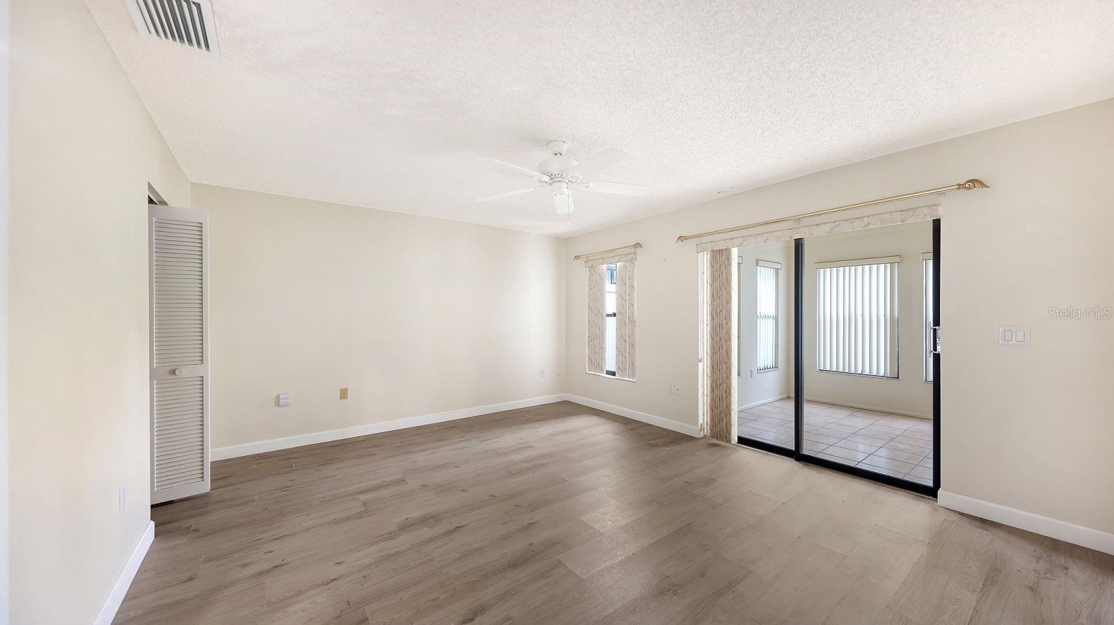 4633 Oak Hill Dr #13 Property Photo 14