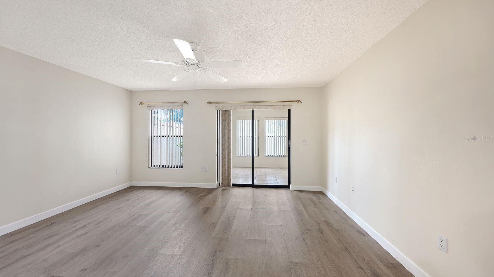 4633 Oak Hill Dr #13 Property Photo 18