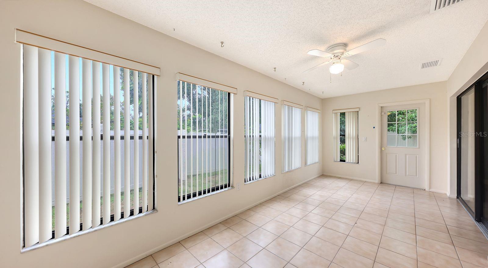 4633 Oak Hill Dr #13 Property Photo 26