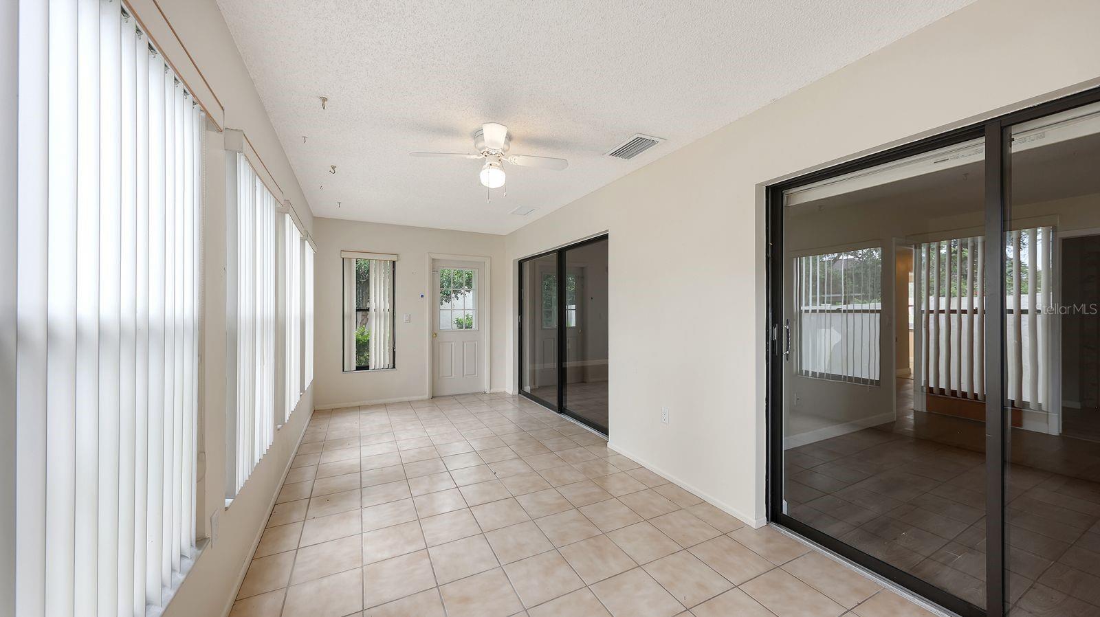 4633 Oak Hill Dr #13 Property Photo 27