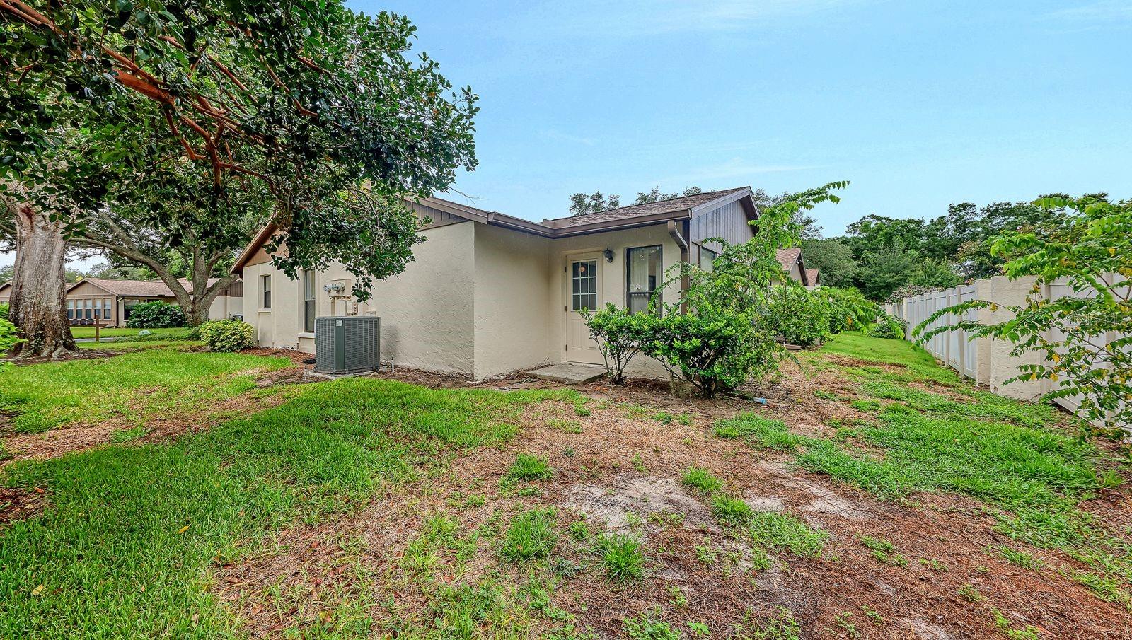 4633 Oak Hill Dr #13 Property Photo 30