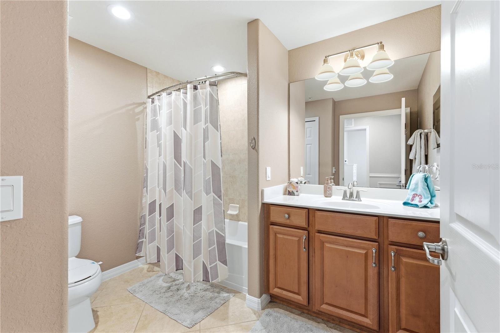 424 Winding Brook Ln #104 Property Photo 27