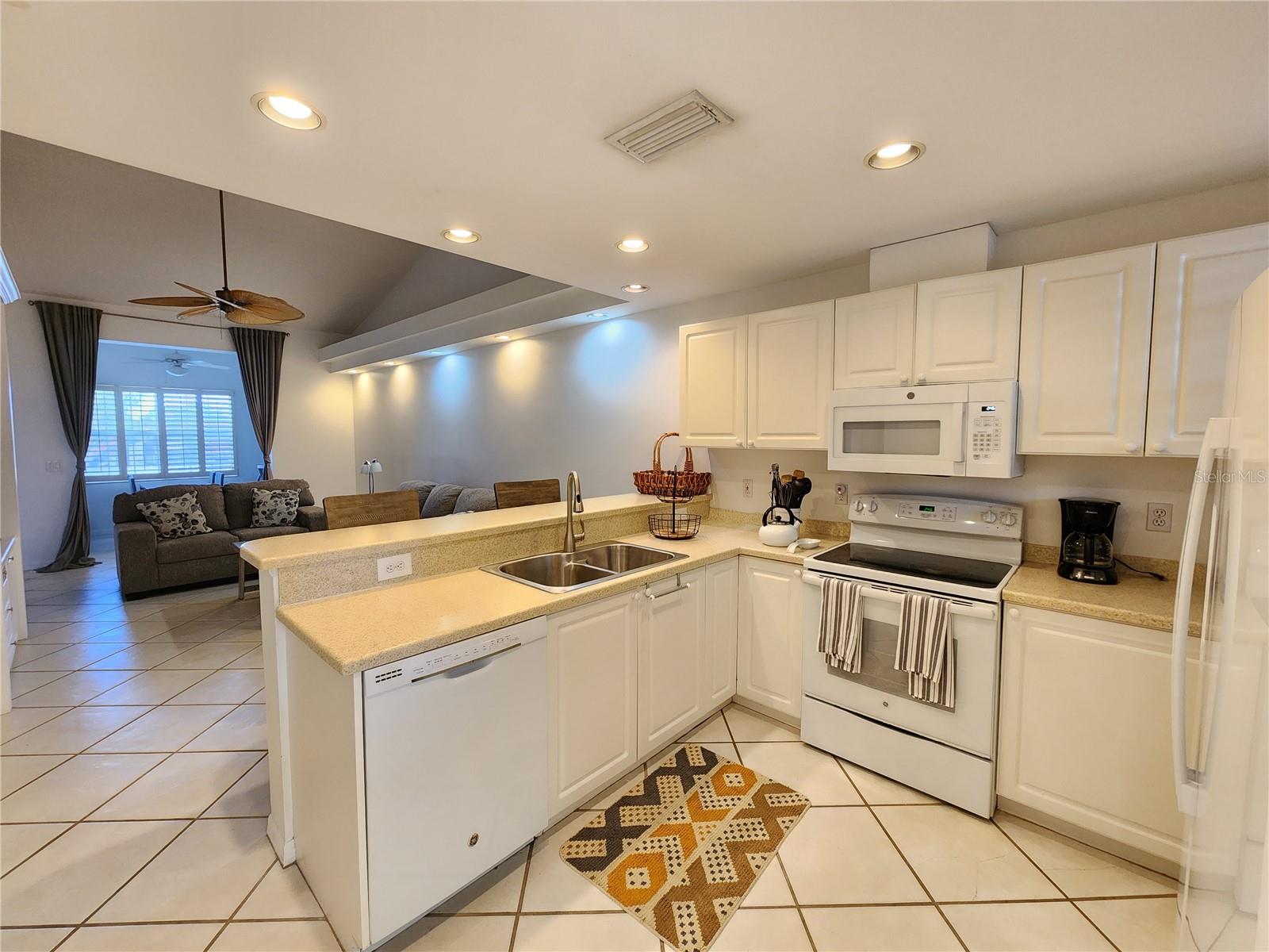 3701 54th Dr W #m203 Property Photo 4