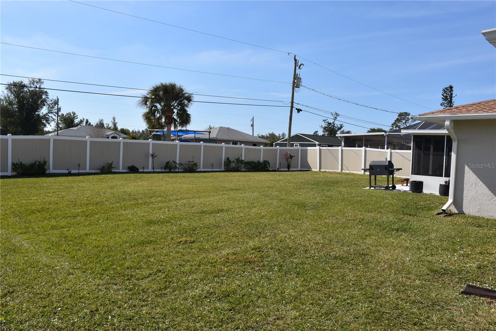 9359 Casa Grande Ave Property Photo 33