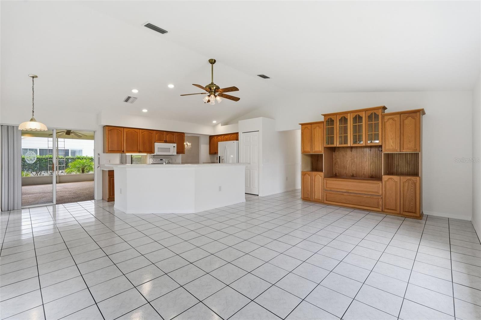1444 Canberley Ct Property Photo 18