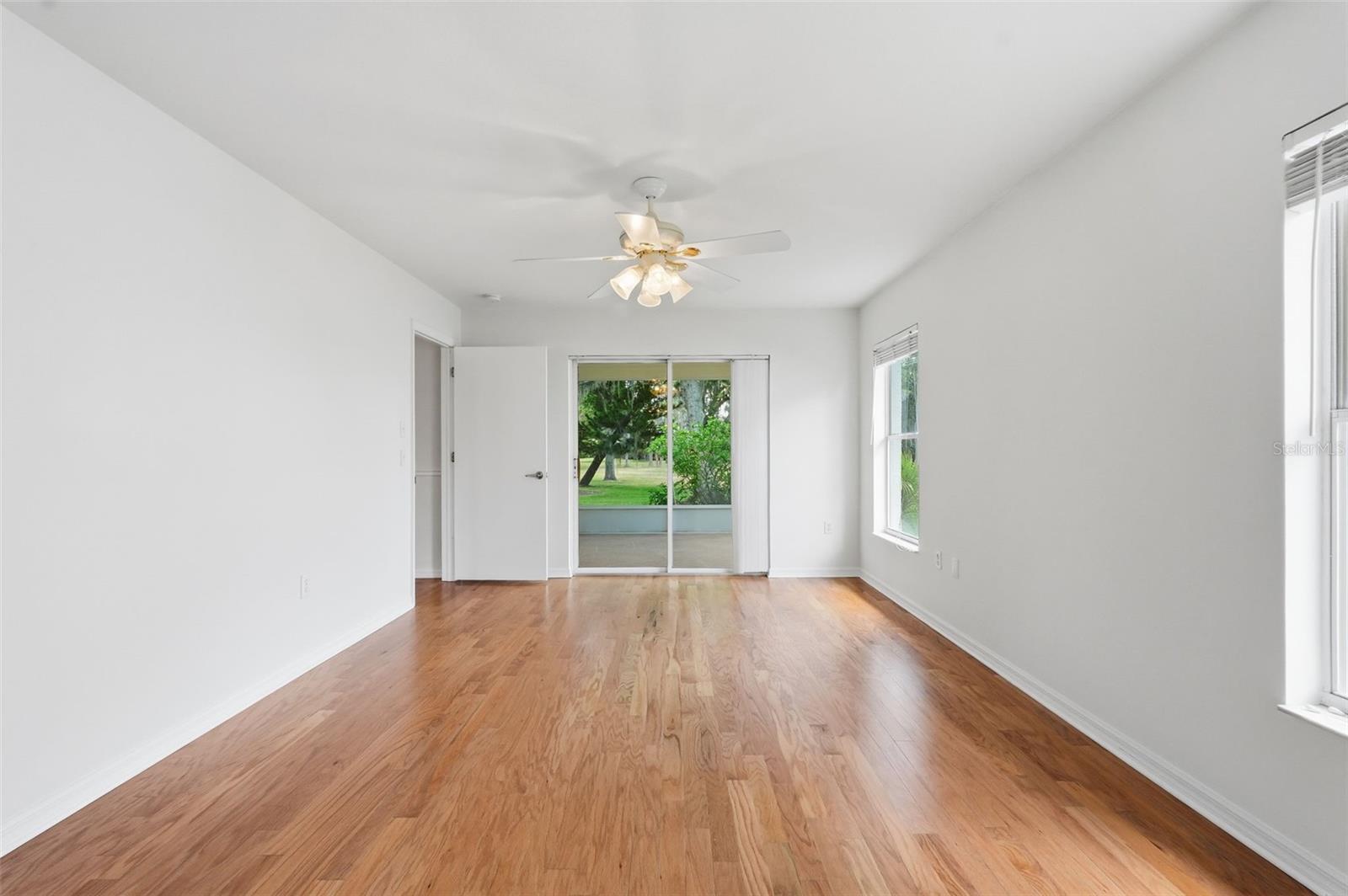 1444 Canberley Ct Property Photo 22