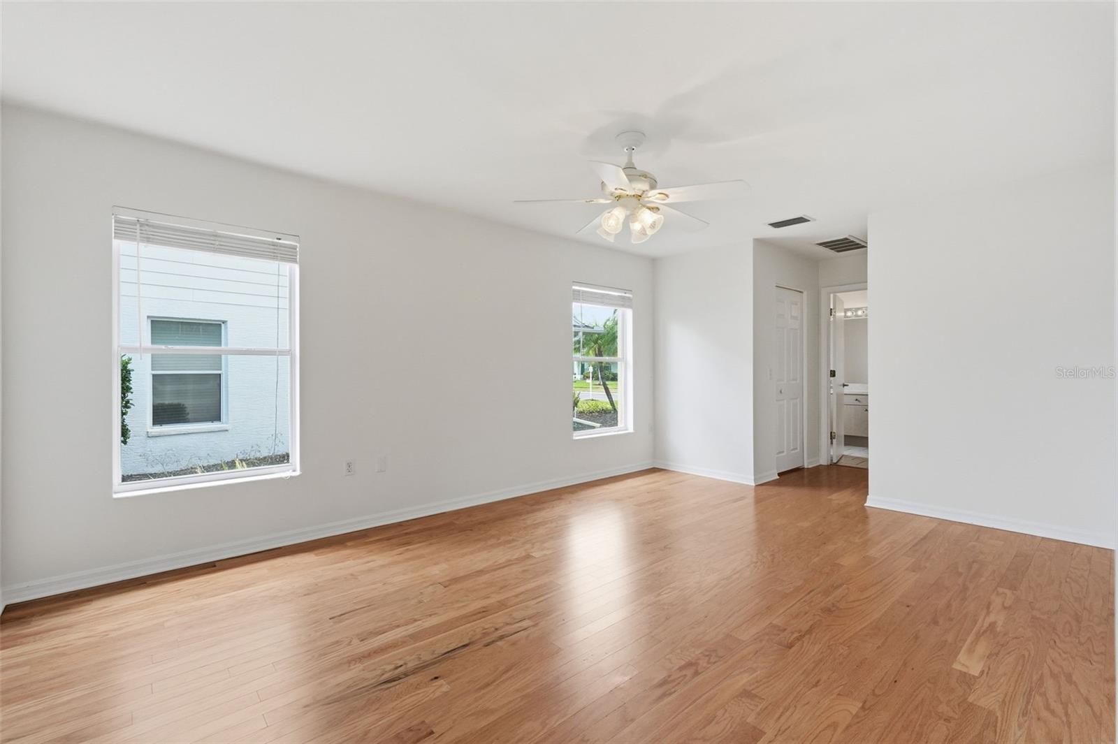 1444 Canberley Ct Property Photo 23