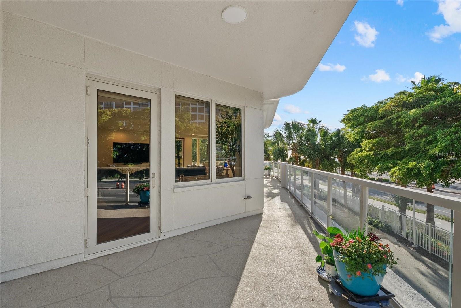 128 Golden Gate Pt #202a Property Photo 28