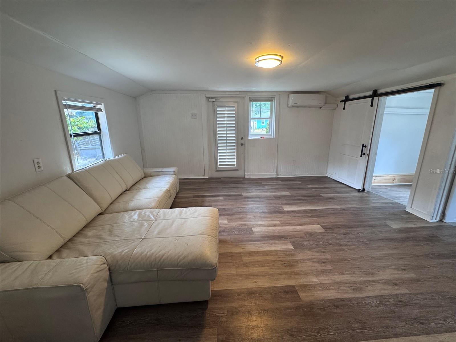 3520 19th St E Property Photo 7