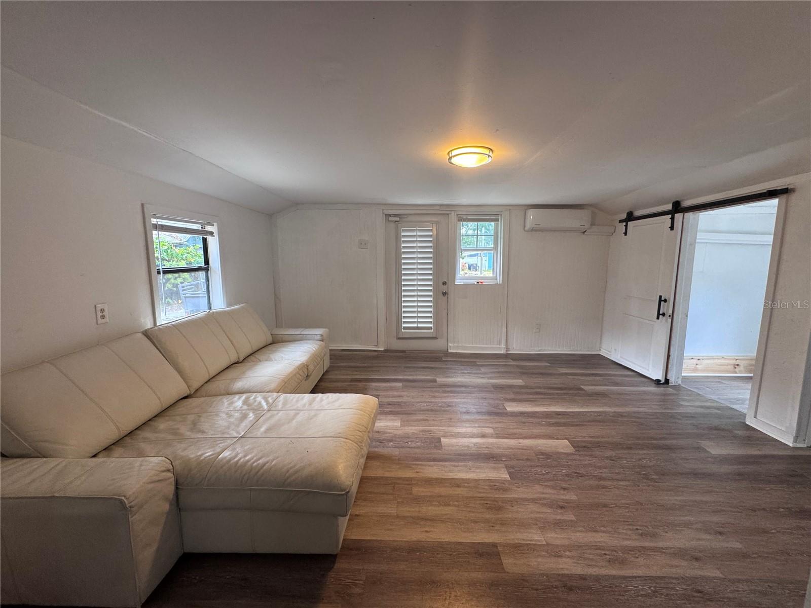 3520 19th St E Property Photo 8