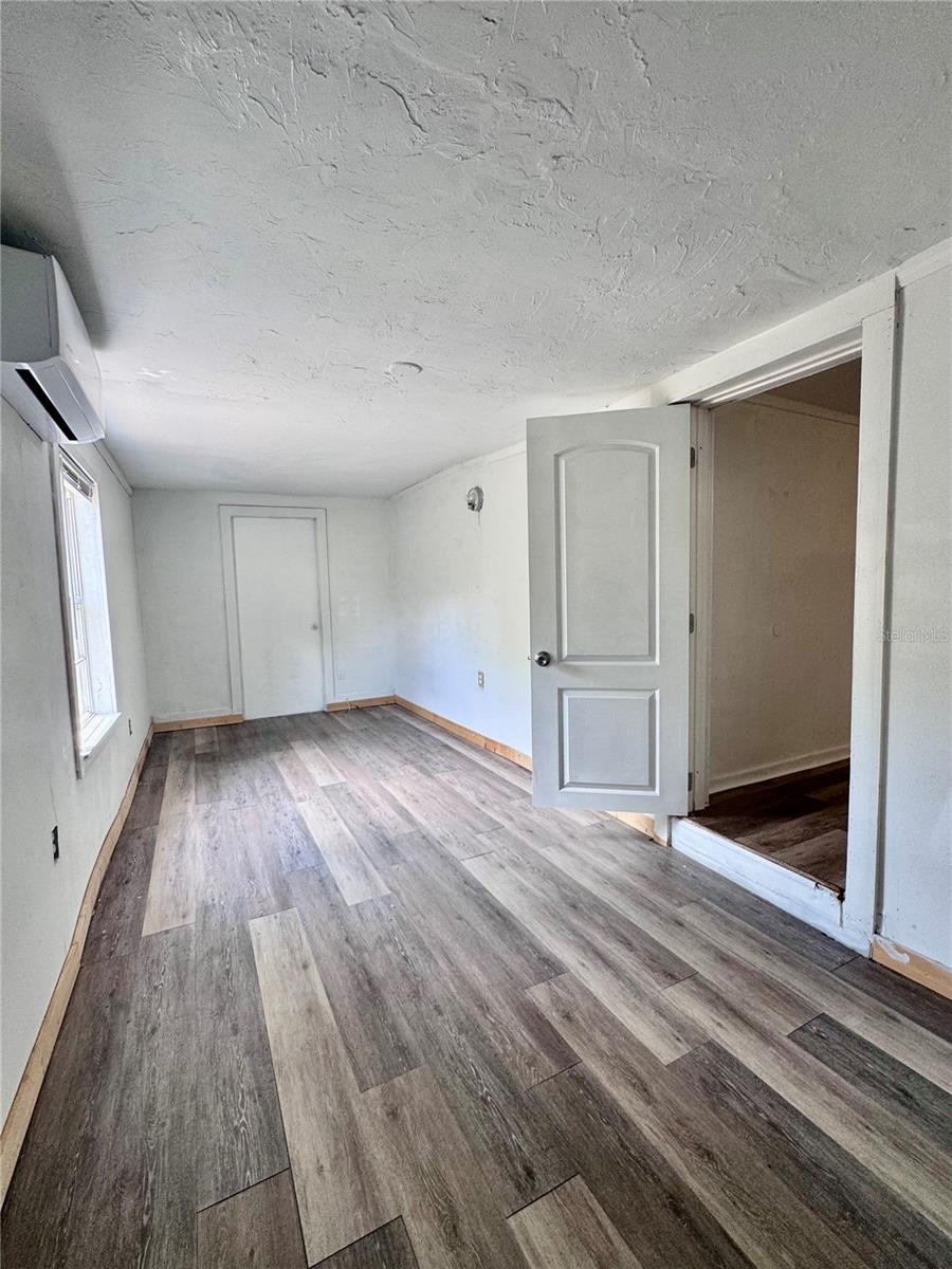 3520 19th St E Property Photo 11