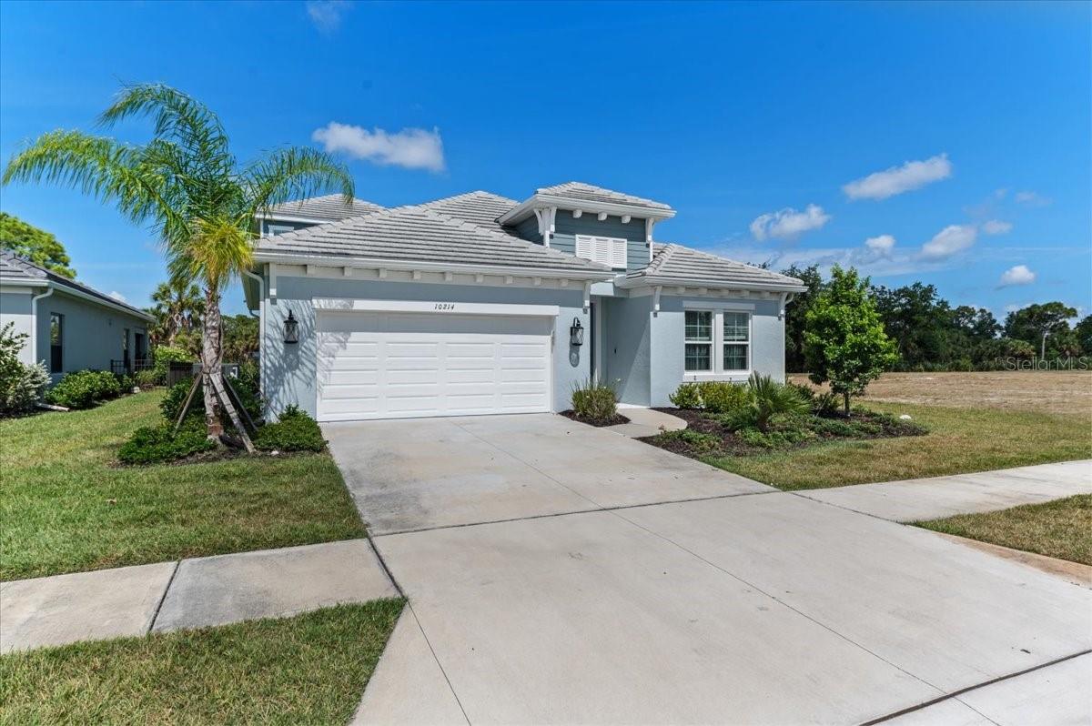 10214 Crystal Isles Cir Property Photo 2