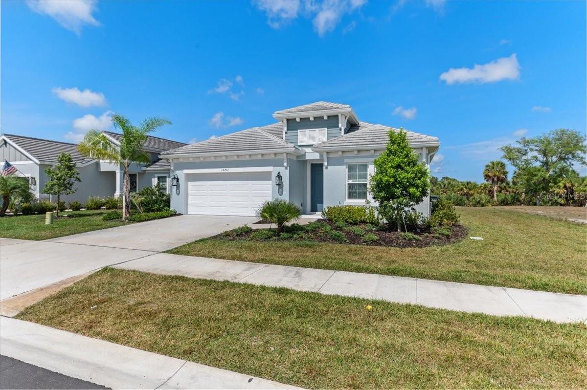 10214 Crystal Isles Cir Property Photo 3