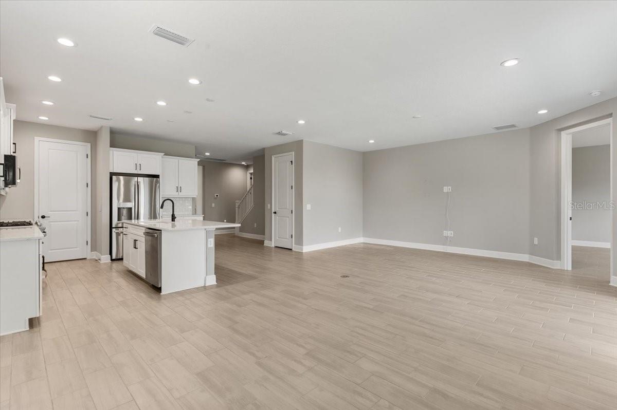 10214 Crystal Isles Cir Property Photo 8