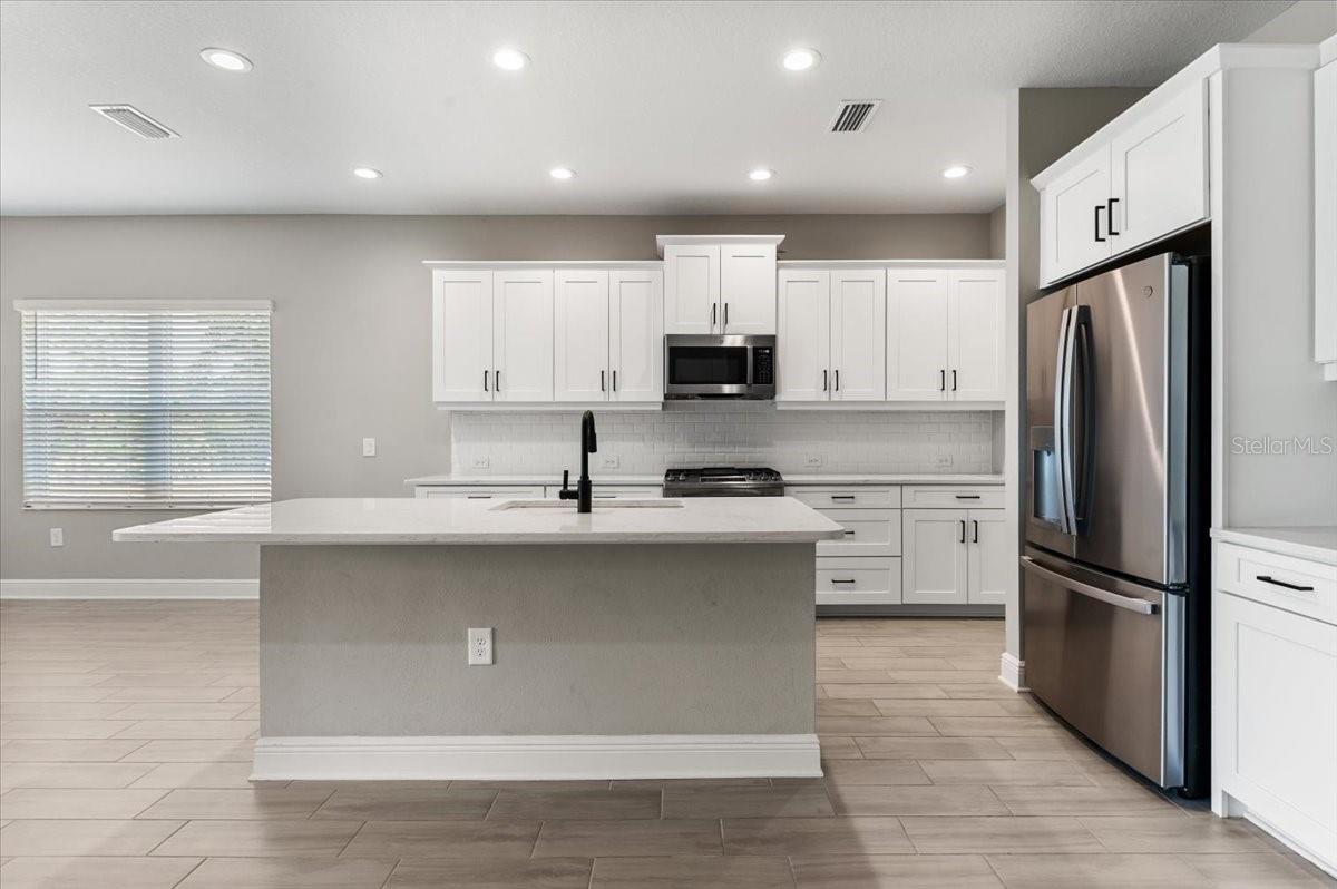 10214 Crystal Isles Cir Property Photo 9