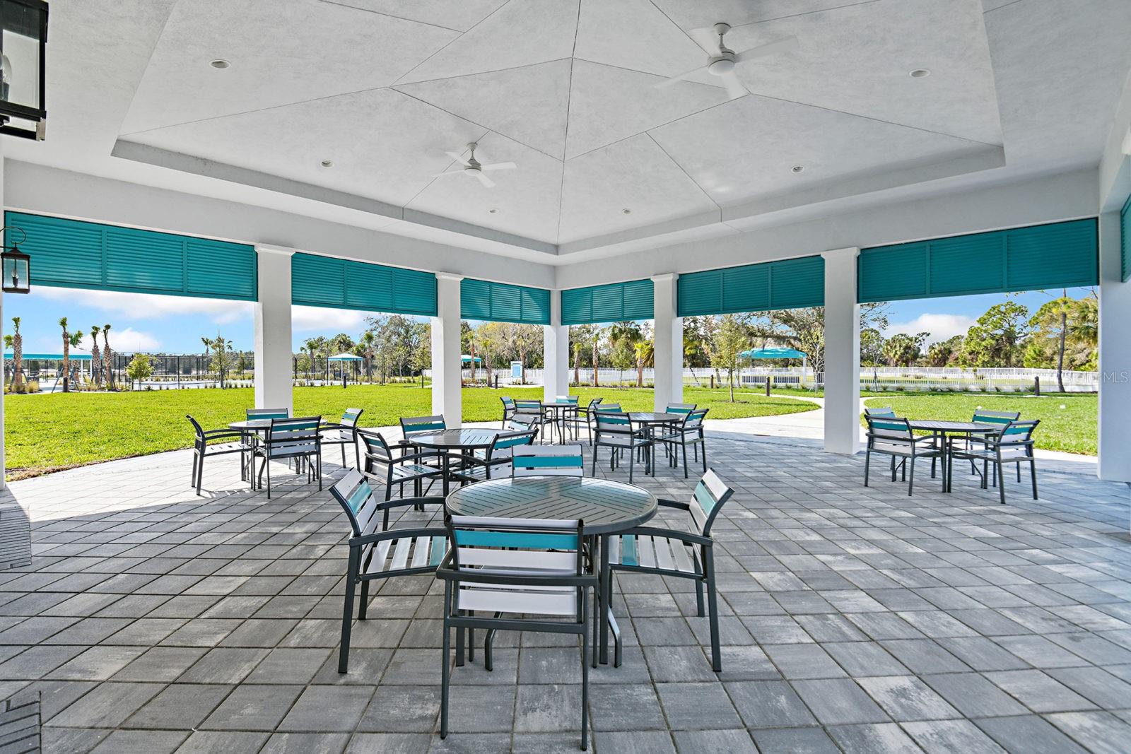 10214 Crystal Isles Cir Property Photo 54