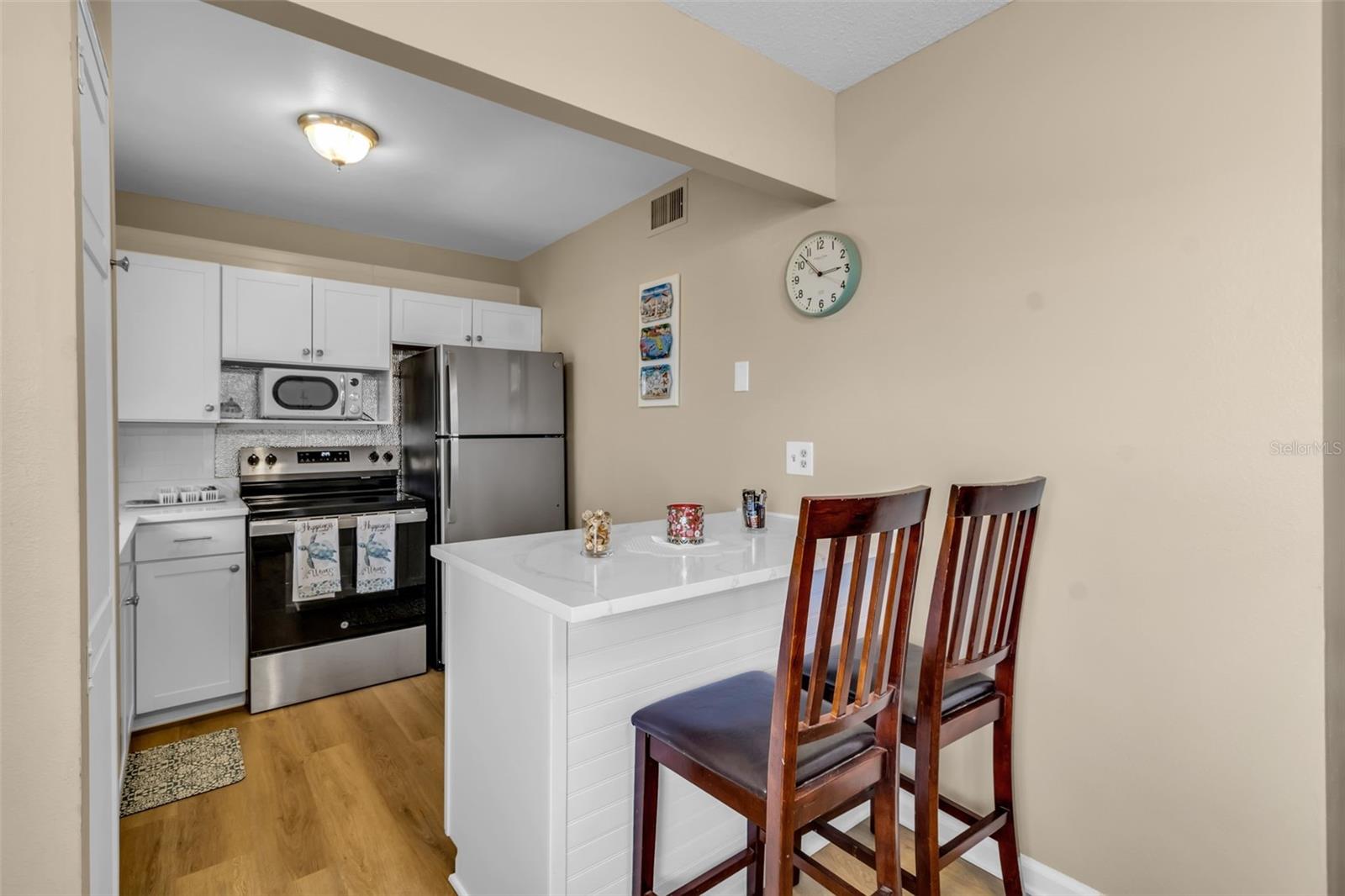 4210 Ironwood Cir #403j Property Photo 11