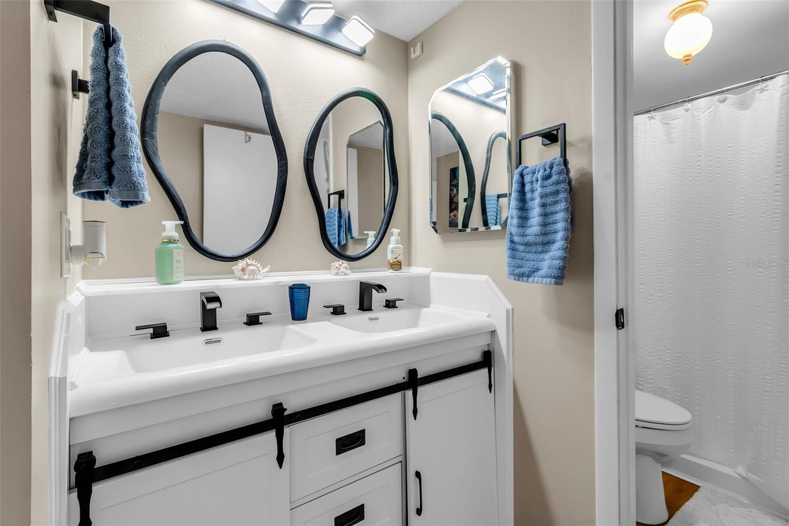 4210 Ironwood Cir #403j Property Photo 23