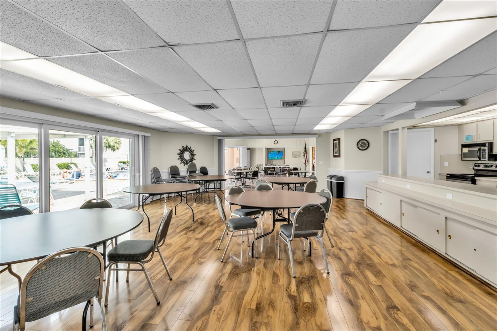 4210 Ironwood Cir #403j Property Photo 33