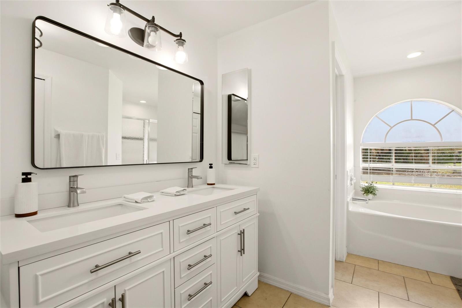 2510 Sheila Ln Property Photo 23