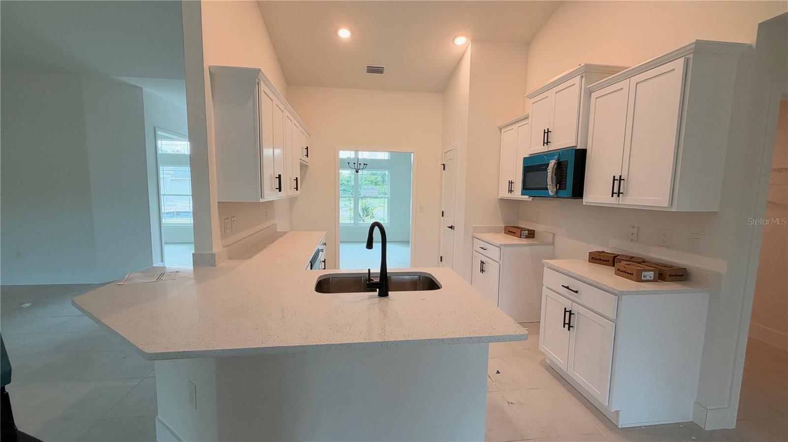 7852 Howser Ct Property Photo 2