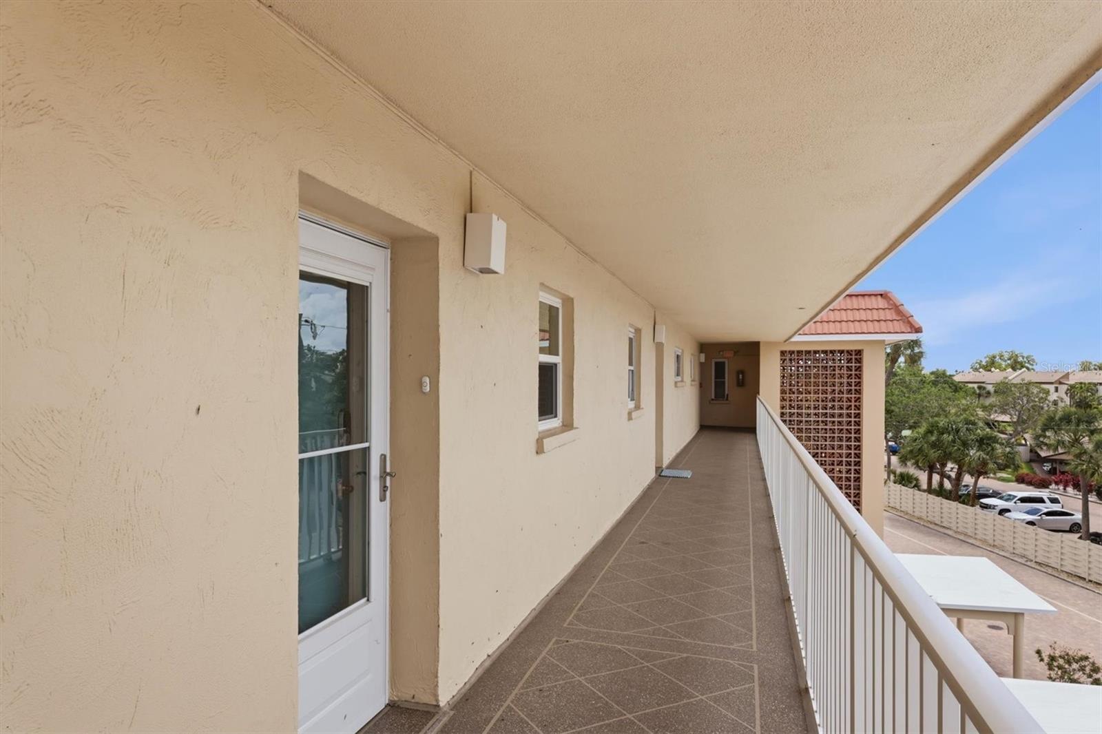 1215 S Portofino Dr #406 Property Photo 3