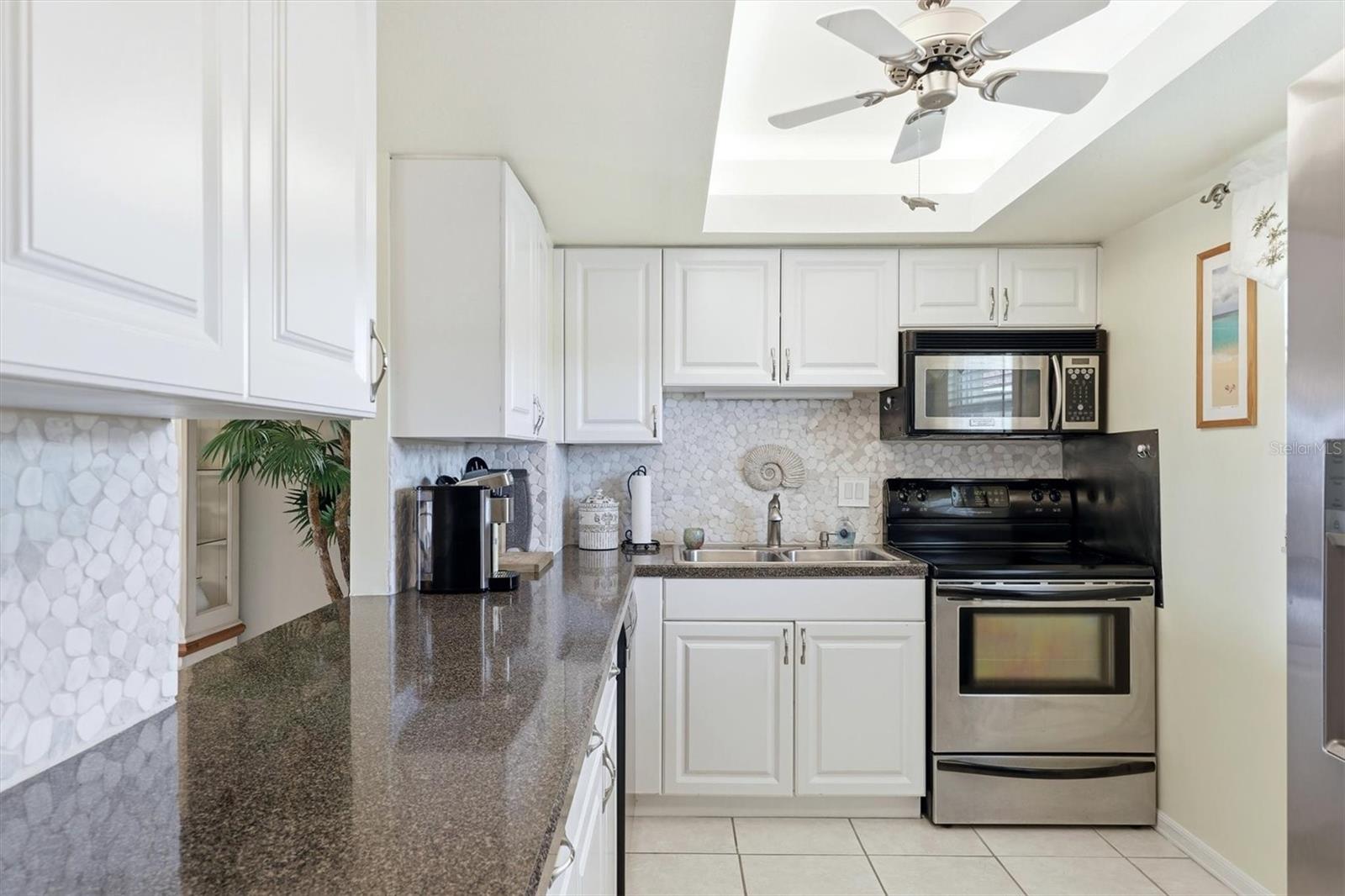 1215 S Portofino Dr #406 Property Photo 13