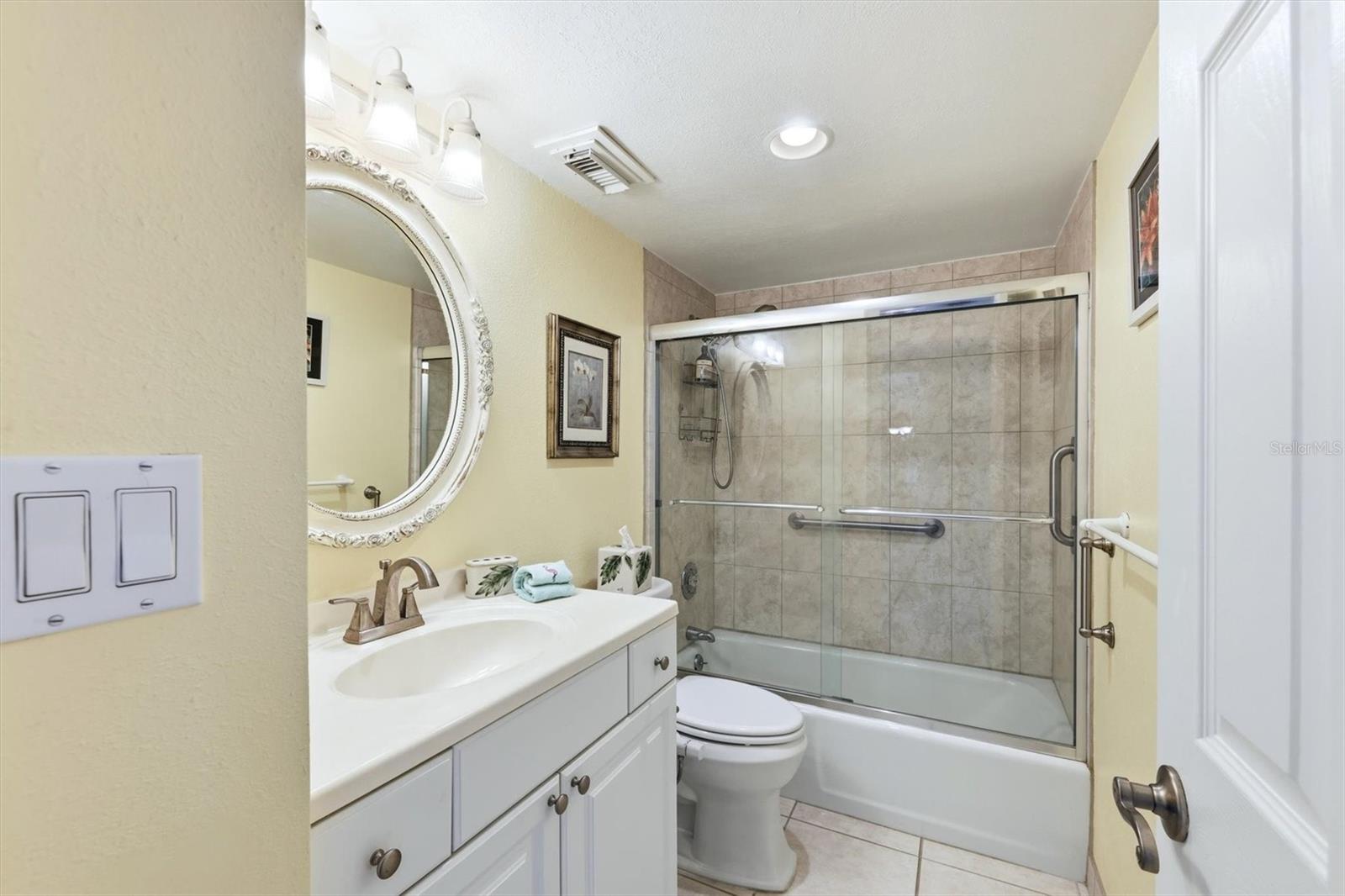 1215 S Portofino Dr #406 Property Photo 19