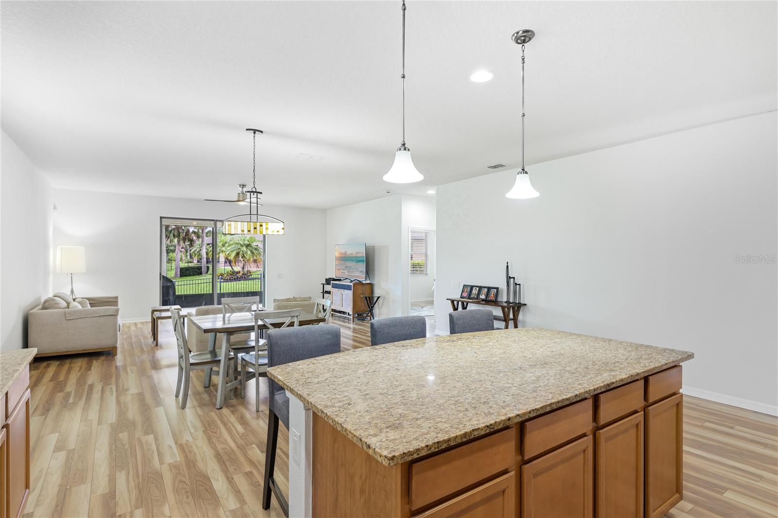 5539 105th Ter E Property Photo 9