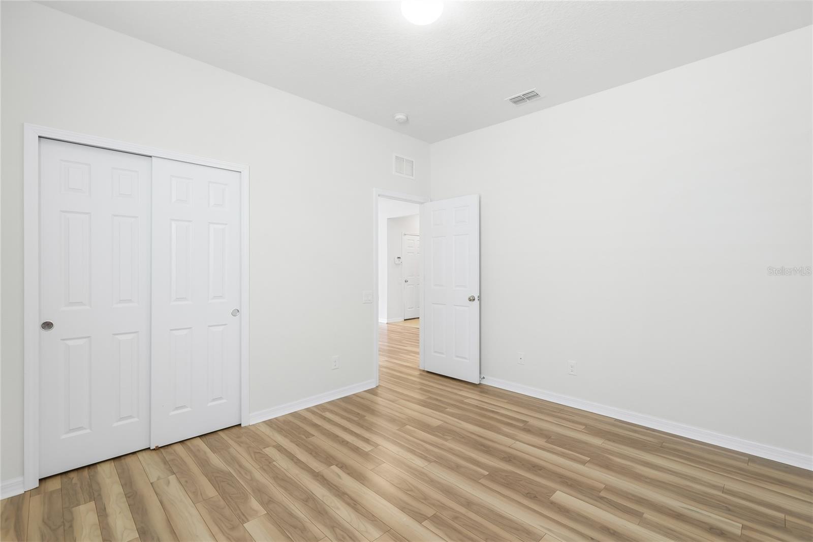 5539 105th Ter E Property Photo 28