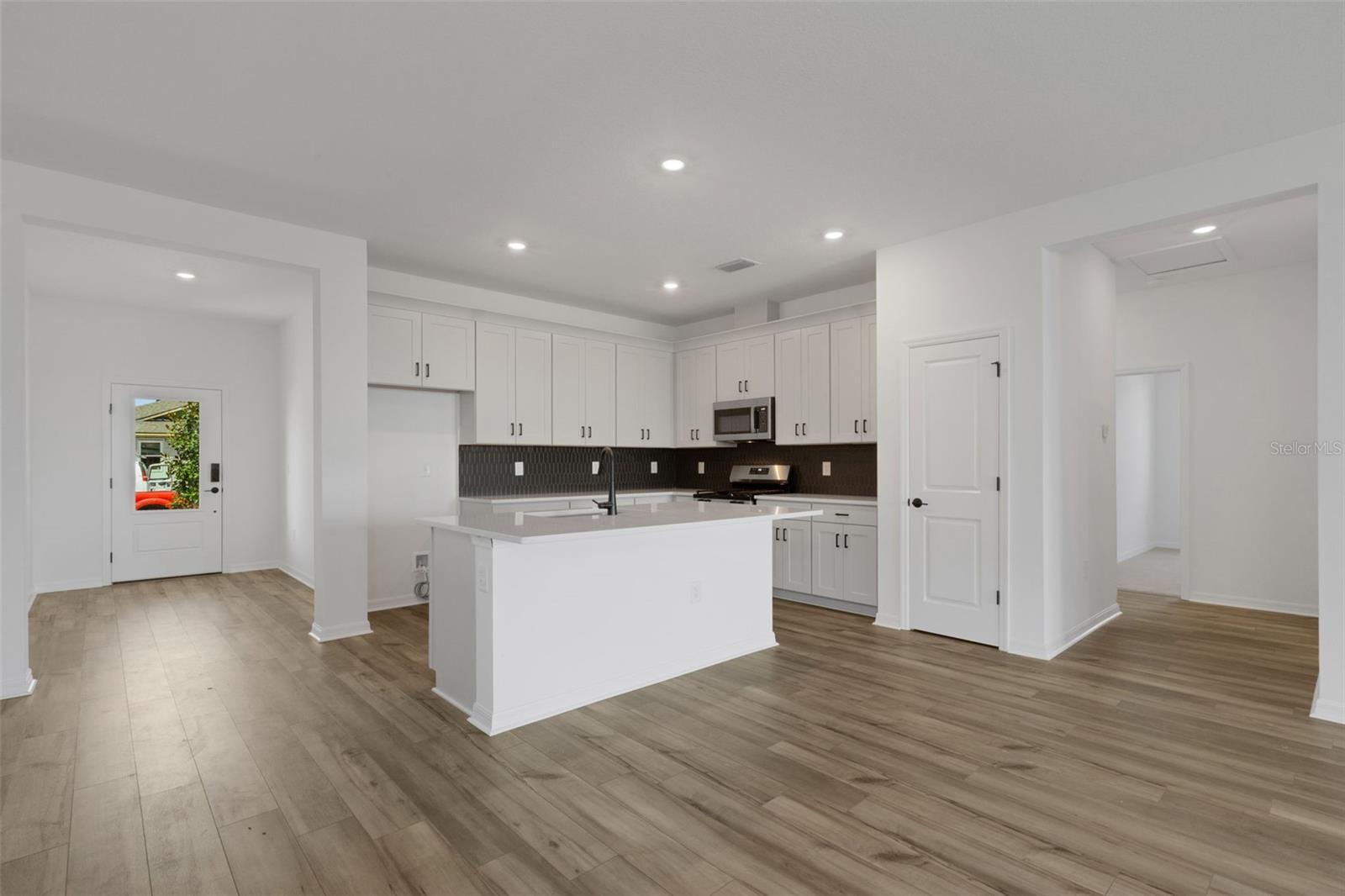 8717 Canard Cv Property Photo 10