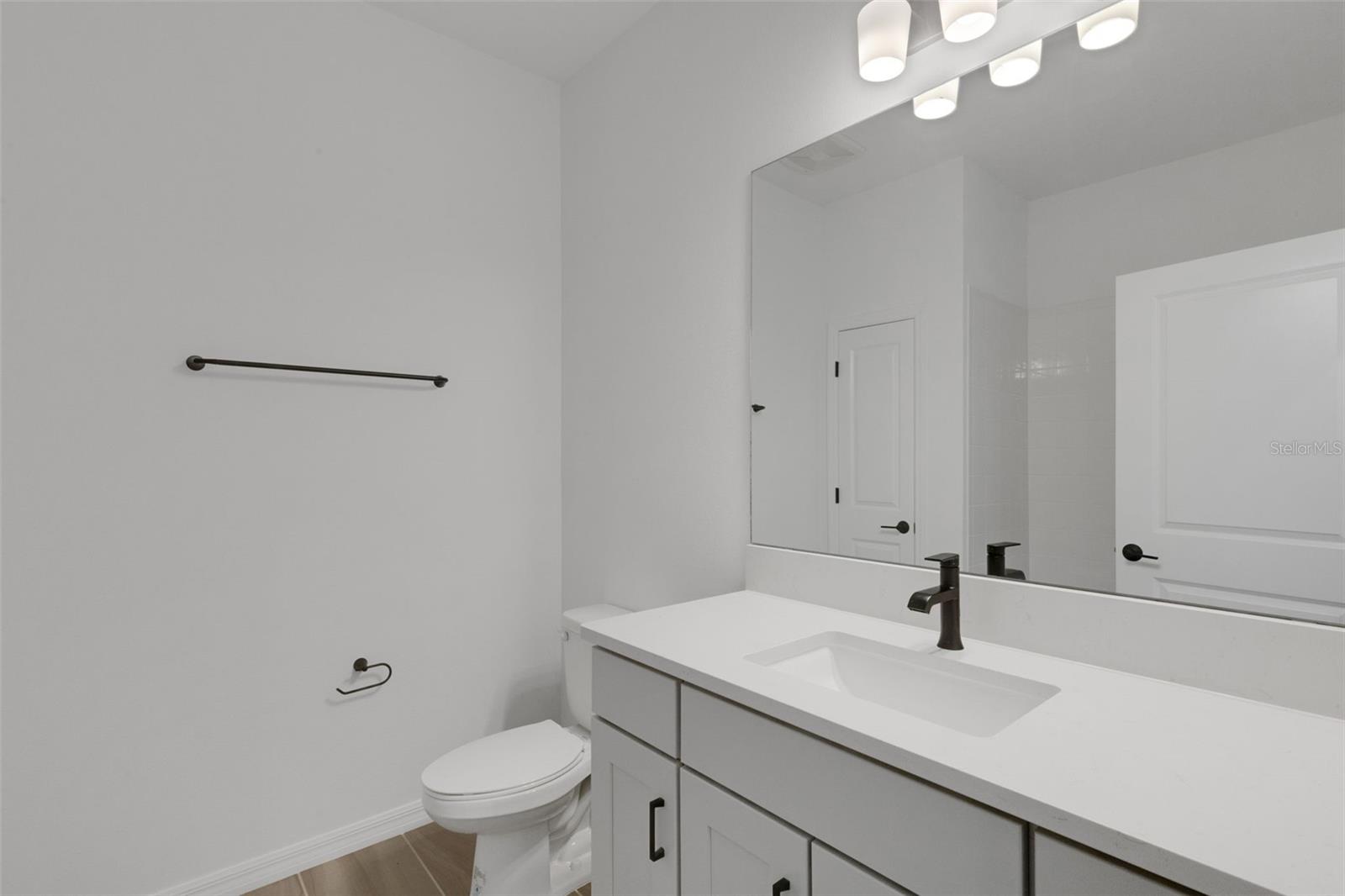 8717 Canard Cv Property Photo 28