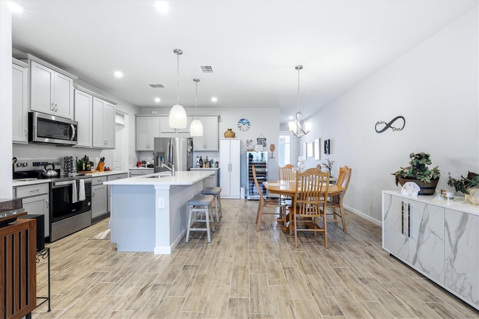 12323 Hearts Ease St Property Photo 6