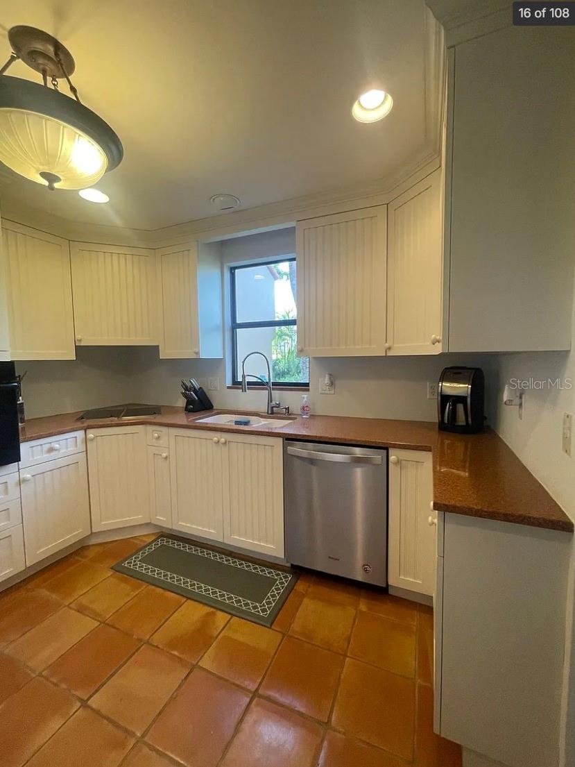 A4691869 Property Photo 15