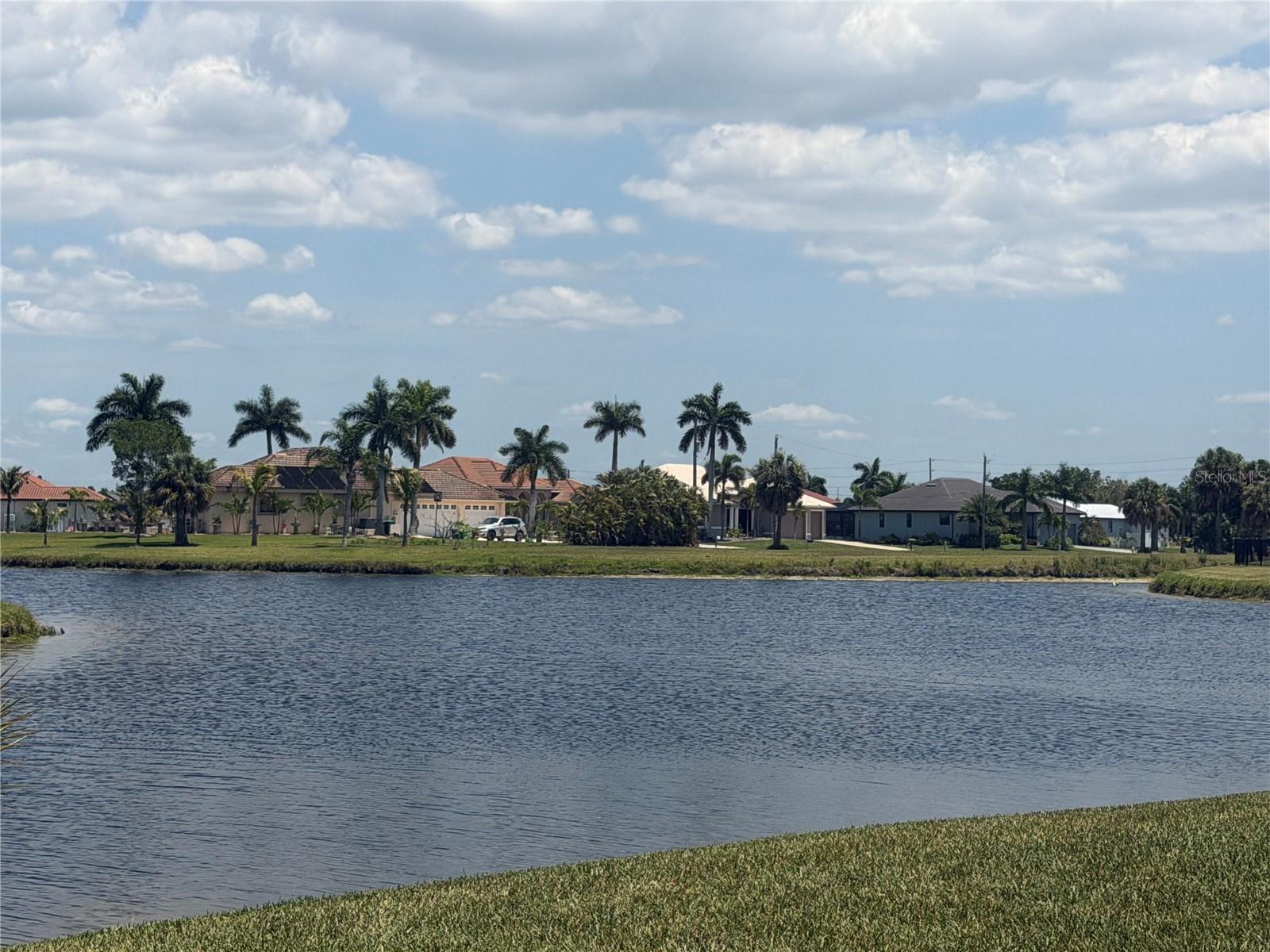 16201 Cayman Ln Property Photo 3