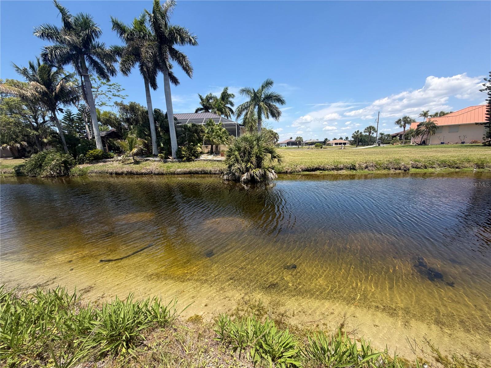 16201 Cayman Ln Property Photo 4