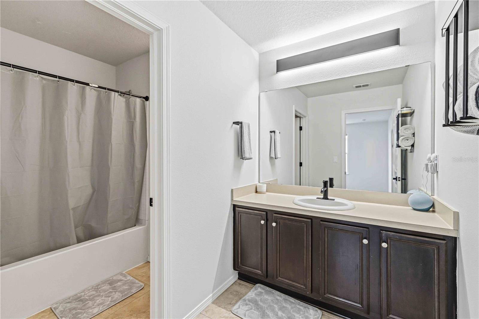 9040 Aspen Hollow Pl Property Photo 42