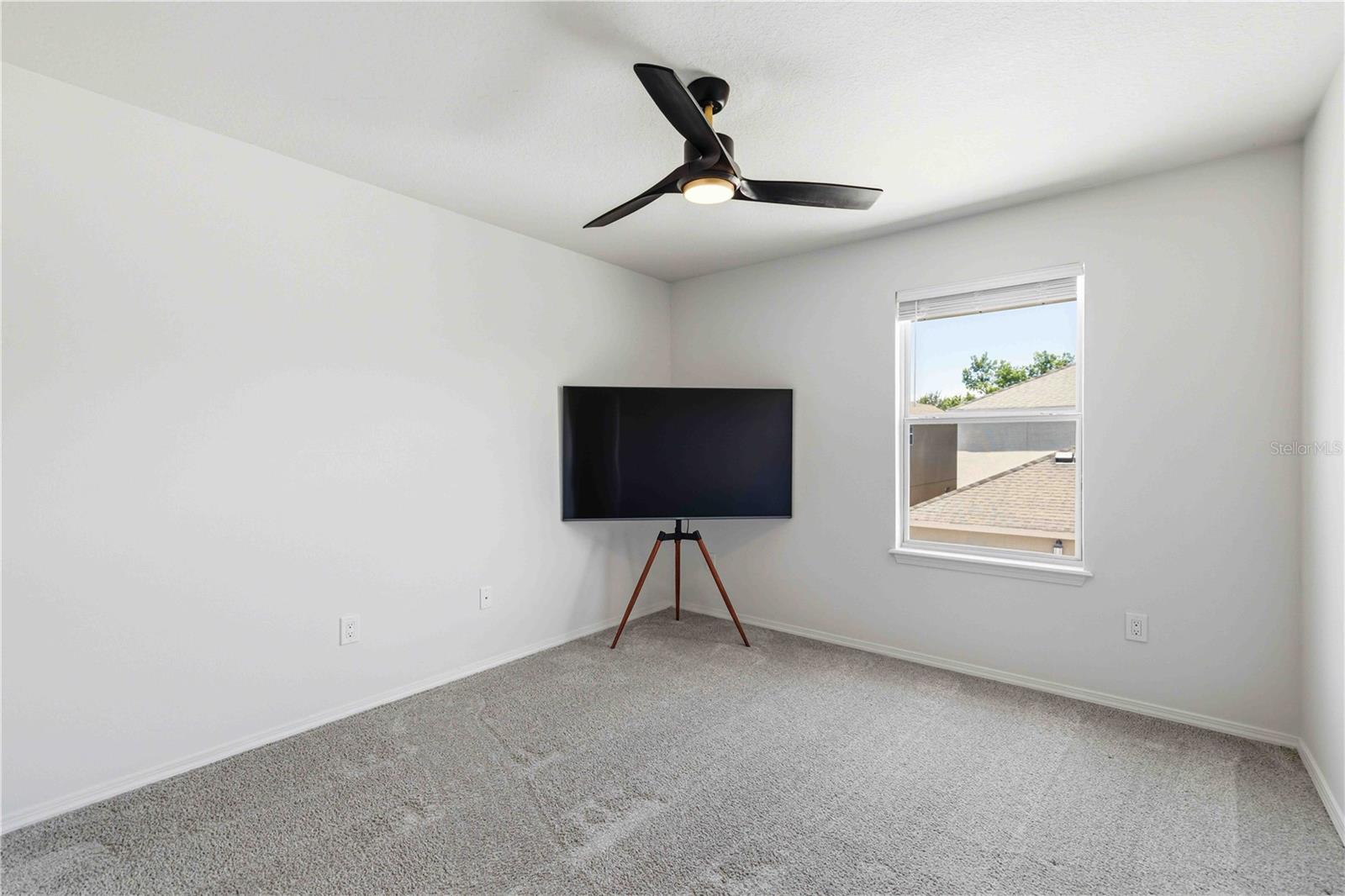 9040 Aspen Hollow Pl Property Photo 44