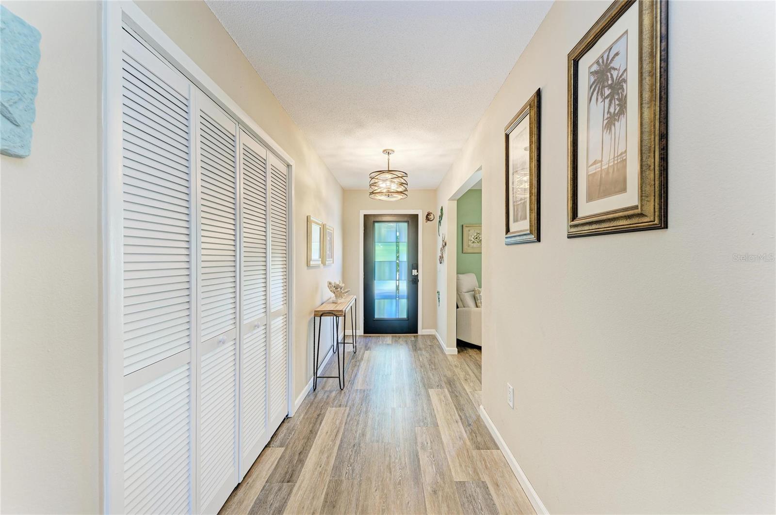 1184 Kenisco Rd Property Photo 6