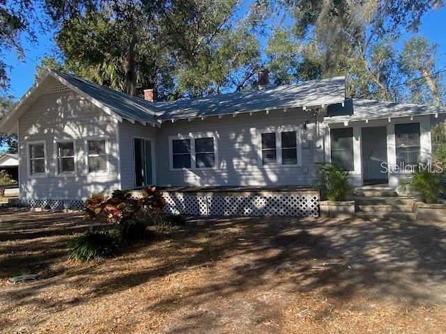 373 E Waldo St Property Photo 4