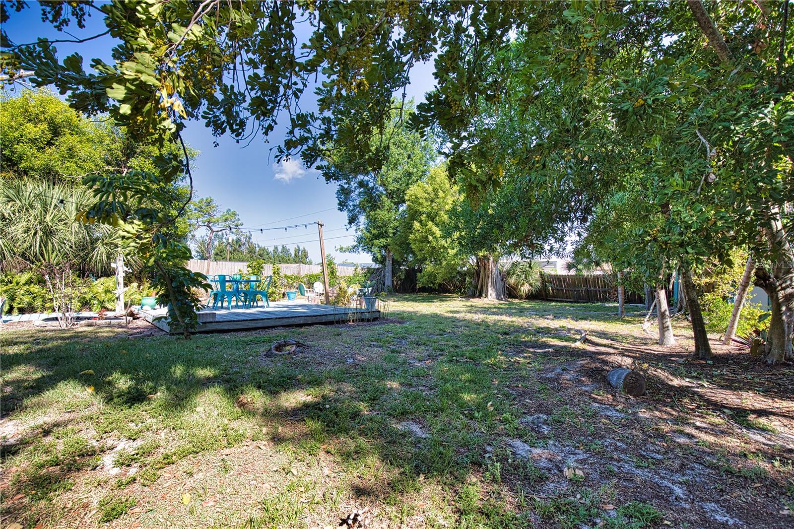 650 Edwards St Property Photo 40