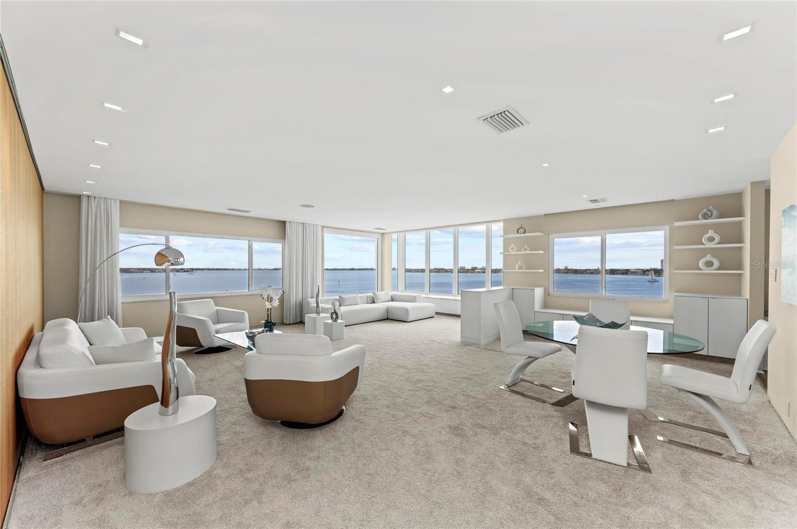 350 Golden Gate Pt #61 Property Photo 7