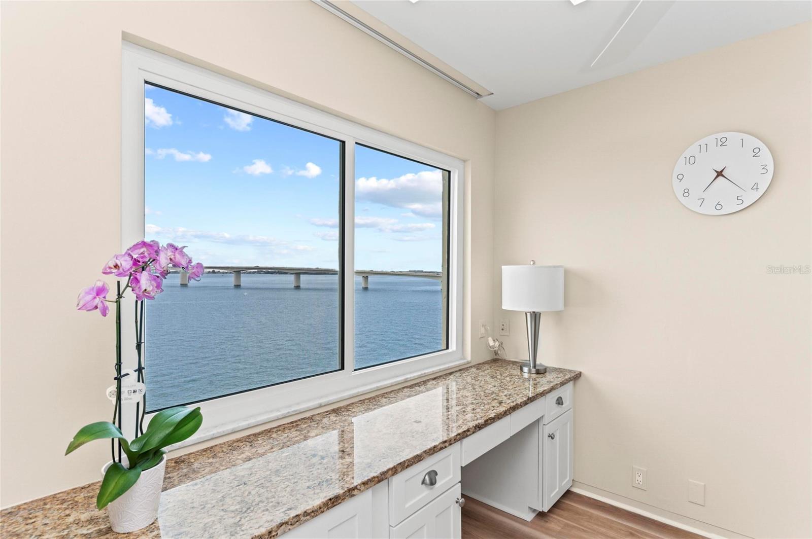350 Golden Gate Pt #61 Property Photo 20