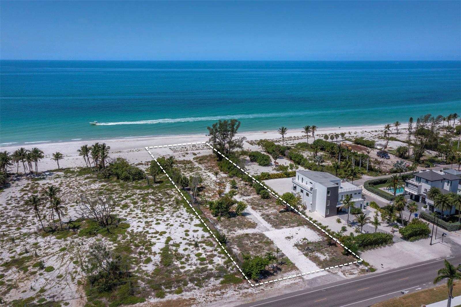 6351 Gulf Of Mexico Dr Property Photo 1