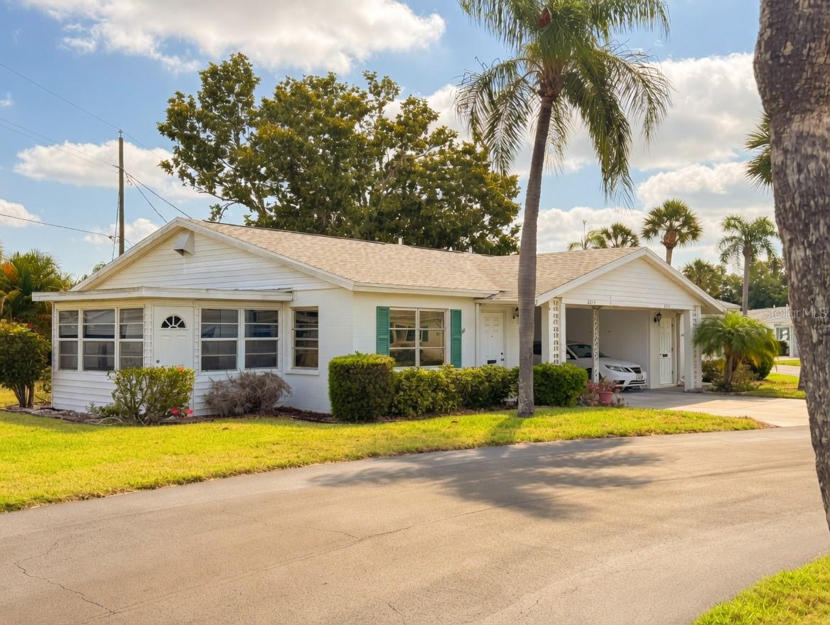2225 Orange Blossom Ln Property Photo 1