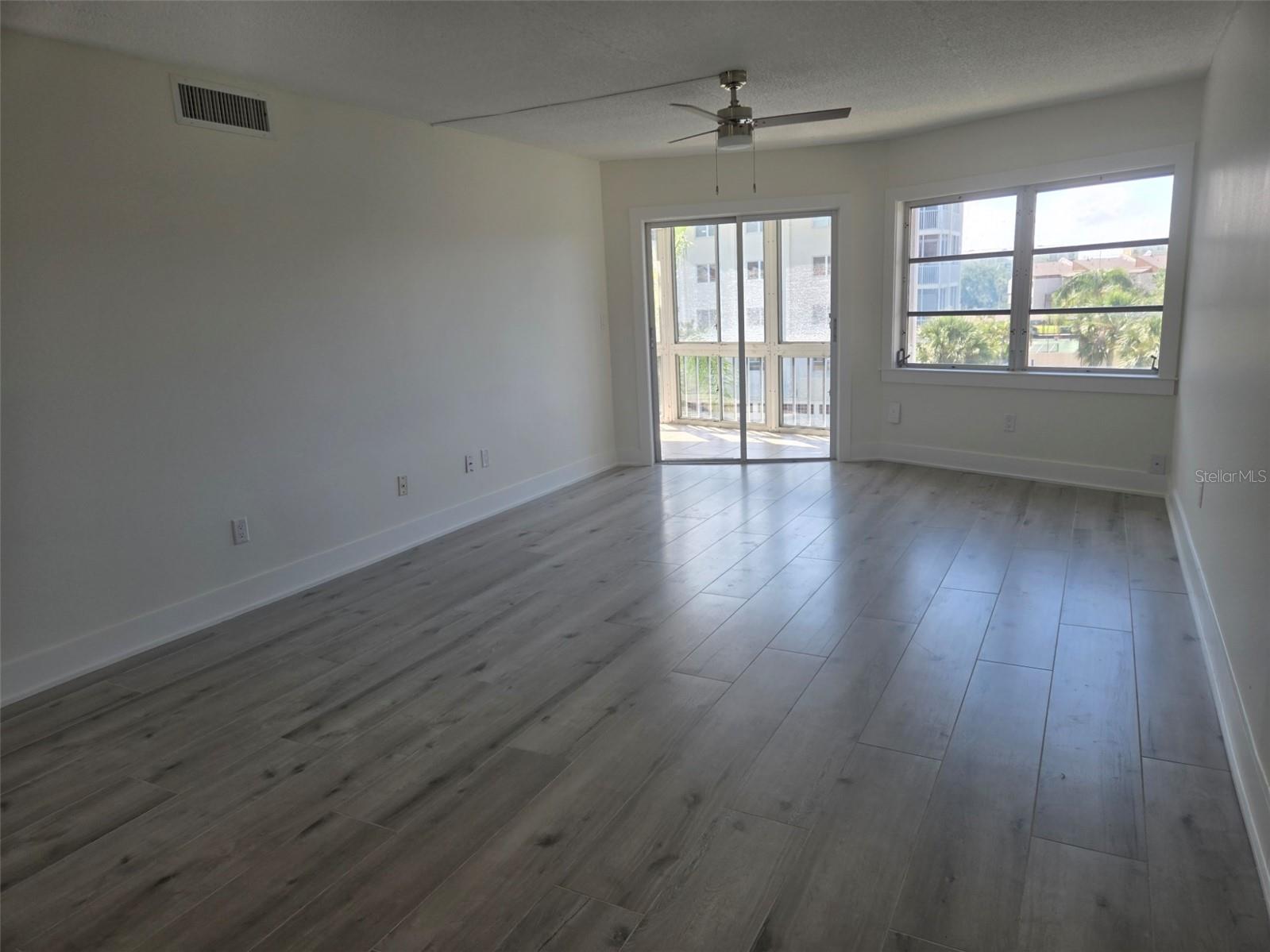 1300 N Portofino Dr #406 Property Photo 20