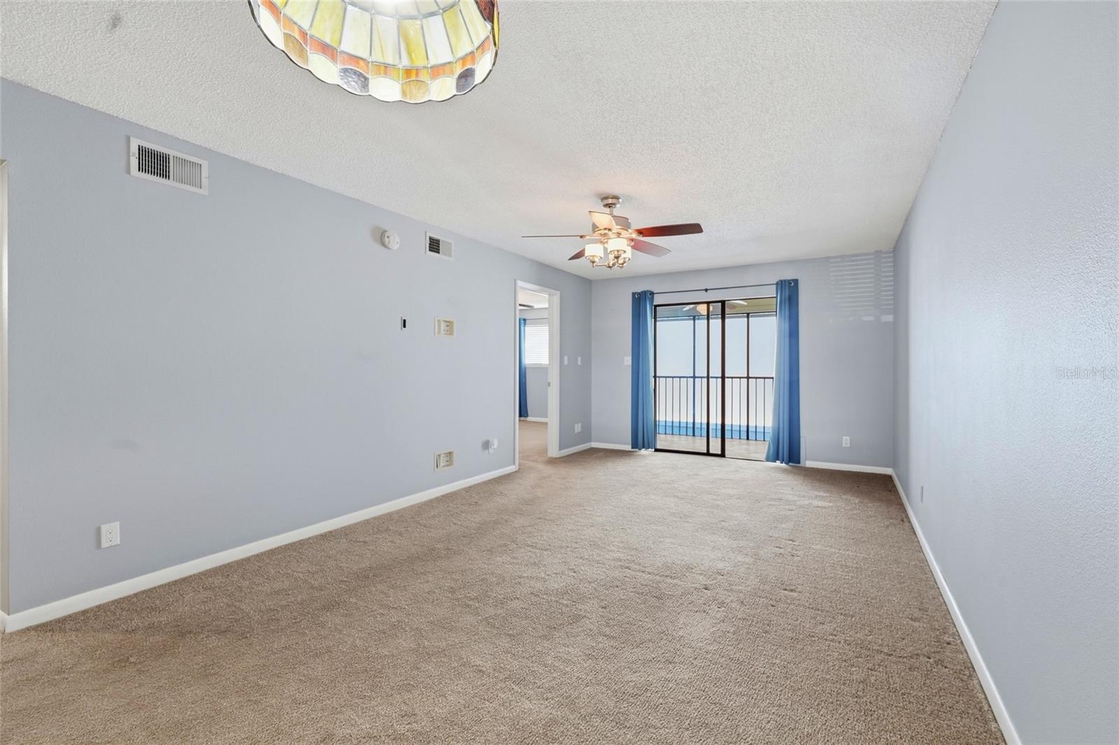6033 34th St W #80 Property Photo 10