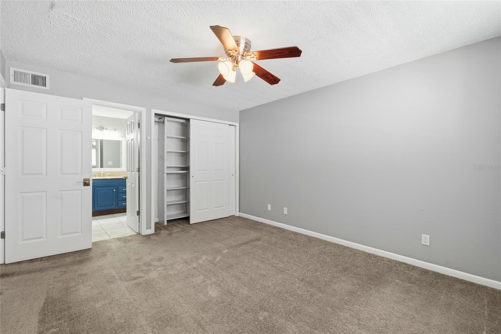 6033 34th St W #80 Property Photo 15