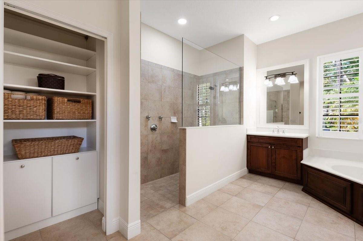 7527 Greystone St Property Photo 30